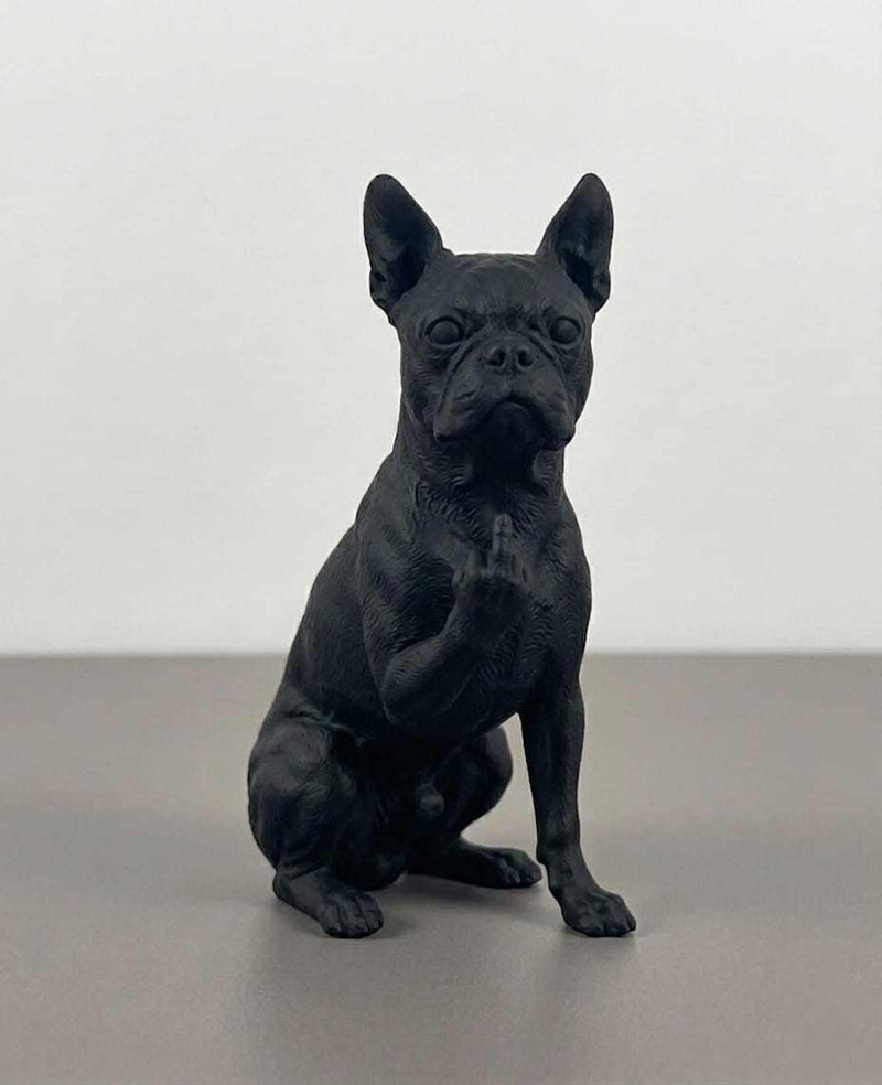 Boston Terrier — Statuetta Cane «Educato… ma non troppo» in Resina - Taraflo