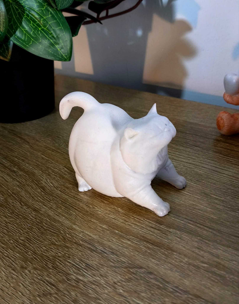 Gatto «Big Yawn & Stretch» — Statuetta Decorativa in Resina - Taraflo