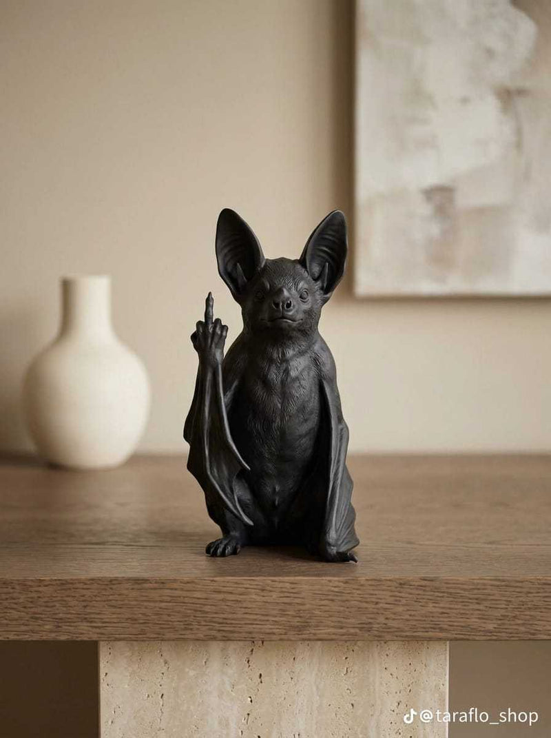 Pipistrello «Bats with Attitude» — Statuetta Decorativa in Resina Nera Opaca - Taraflo