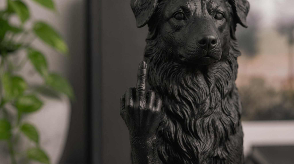Pastor australiano — Estatuilla de perro "Bien educado... pero no demasiado"