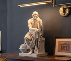 Statua Il Pensatore Effetto Gesso Bianco — Scultura Filosofo Classico da Scrivania e Libreria