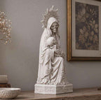Statua Santa Muerte Effetto Gesso Bianco — Pietà Gotica con Scheletro in Braccio, Memento Mori