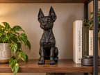 Statuetta Dobermann Cucciolo in Resina Nera — Scultura Cane Decorativa Moderna