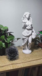 Video: Scultura Giuditta e Oloferne in resina - Taraflo