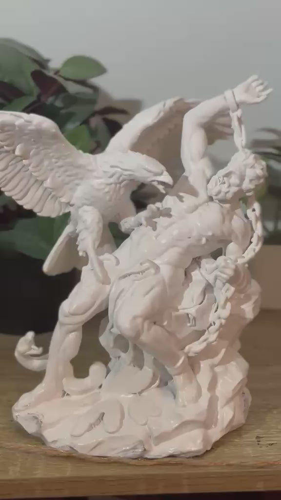 Le Supplice de Prométhée — Sculpture Mythologique en Résine