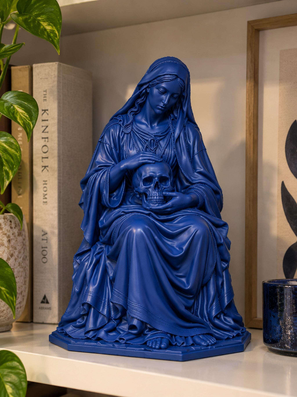 Statua Memento Mori Blu Zaffiro, Donna Velata con Teschio